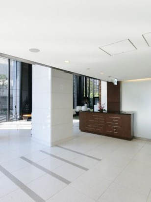 【周辺】コンシェルジュカウンター