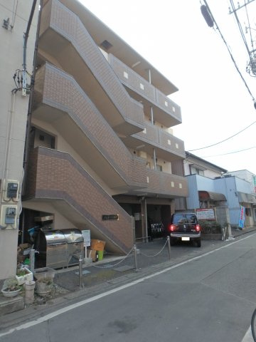 プレジール坂戸の外観