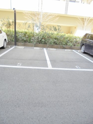 【駐車場】 | グラン・シャリオS