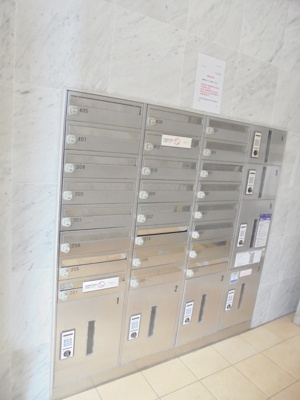 【エントランス】 | グラン・シャリオS | メール＆宅配ボックス