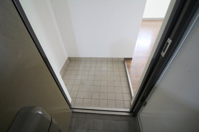 【玄関】 | ミレ桜塚