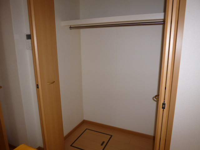 カーサ・アヴェニュＡの収納|クローゼット