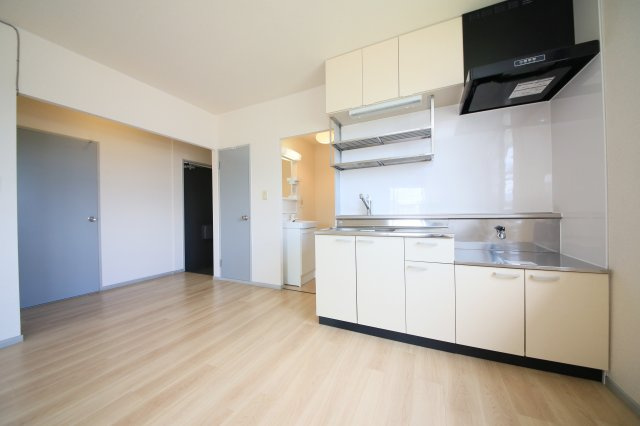 サンビレッジ住吉D棟のキッチン