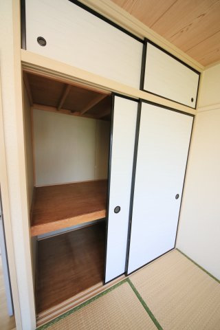 サンビレッジ住吉D棟の収納