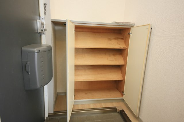 サンビレッジ住吉D棟の玄関