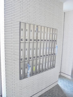 【エントランス】 | メールボックス