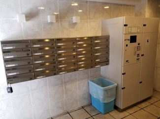 【エントランス】