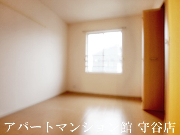 アムールの寝室