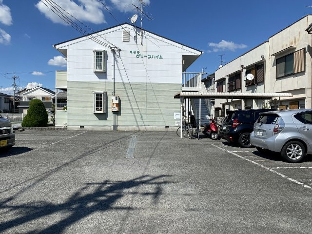 法善寺グリーンハイムの駐車場