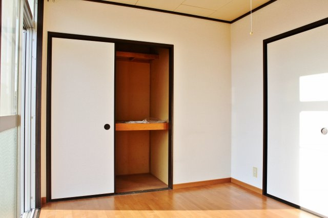 サンライズＢ棟の洋室