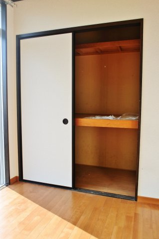 サンライズＢ棟の収納