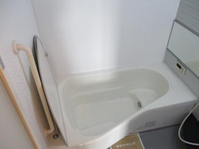 【浴室】 | 立志舎   | コンパクトで使いやすいお風呂です