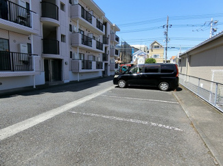 【駐車場】 | いつでも目の届く敷地内に駐車場を完備しています♪荷物がかさばりがちなお買物にも、車があると便利ですよね☆