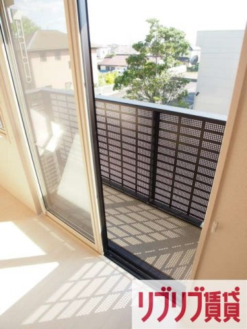 バードネイチャー　Ｅ棟のバルコニー