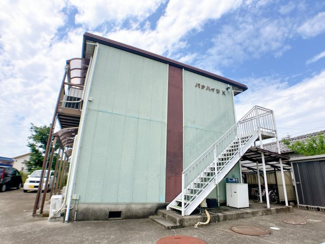 パナハイツKのエントランス