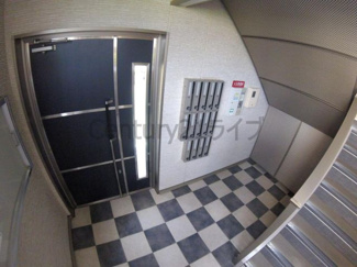 【エントランス】