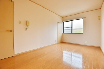 【洋室】 | Stagea ROMU