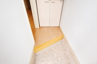 【玄関】 | Stagea ROMU