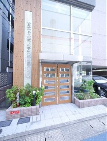 ピュアドームスタシオン箱崎の外観