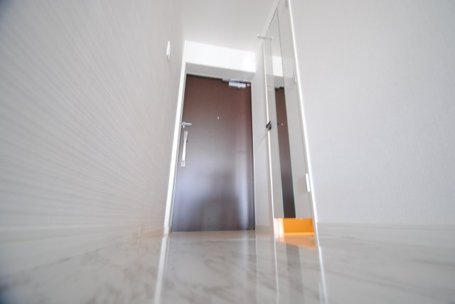 東合川ヒルズの玄関