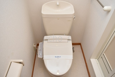 【トイレ】 | レオパレススペーシアⅡ | コンパクトで使いやすいトイレです