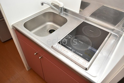 【キッチン】 | レオパレススペーシアⅡ | コンパクトなキッチンで掃除もラクラク