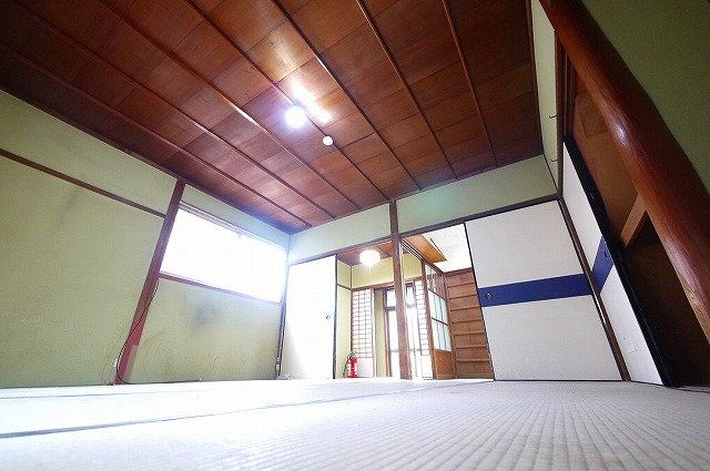 西笹鉾貸家の内装|すっきり広々使えますよ。