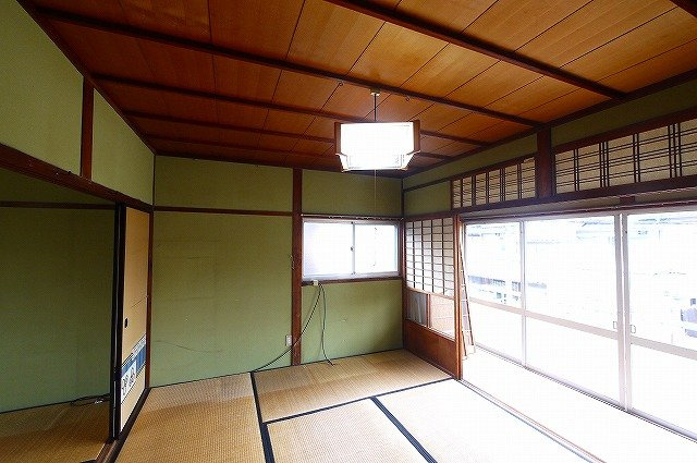 西笹鉾貸家の和室|一日をゆっくりと過ごせるお部屋です。