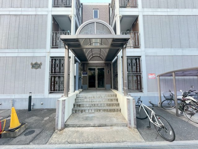 ラポール友愛のエントランス