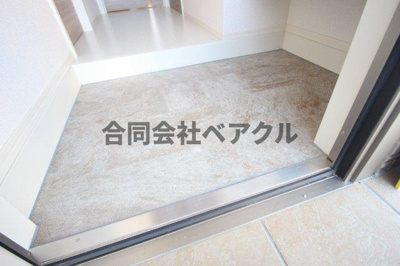 【玄関】 | ヴィヴィアーナ | きれいな玄関です