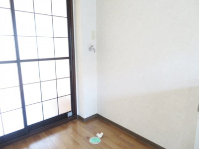 【設備】 | メゾンラフォーレＢ | 洗濯機置き場