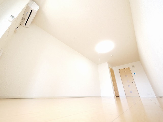 レーベンの洋室|コンパクトで使いやすい洋室です