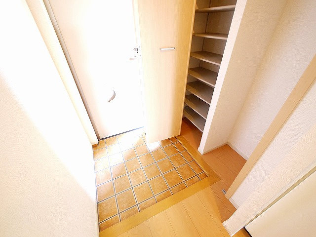 レーベンの玄関|きれいな玄関です