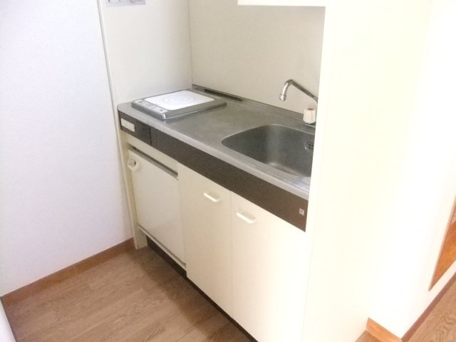小金井市東町４丁目のアパートのキッチン