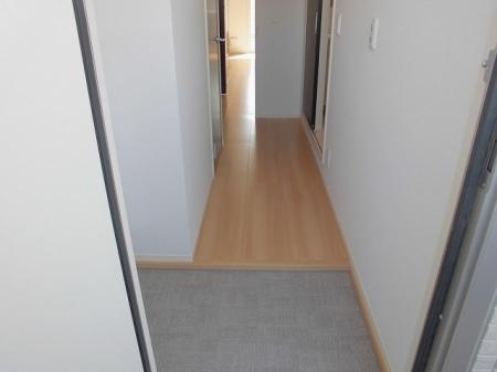 トタカ東小岩の玄関