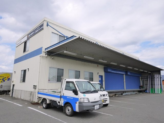 東九条町倉庫・事務所の外観