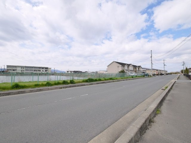東九条町倉庫・事務所の周辺