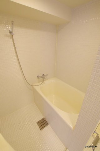 大阪市北区菅原町の賃貸マンションの浴室