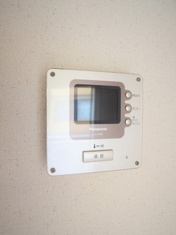 【セキュリティ】 | フォルス12 | TV付きインターホンでセキュリティ面も安心です

