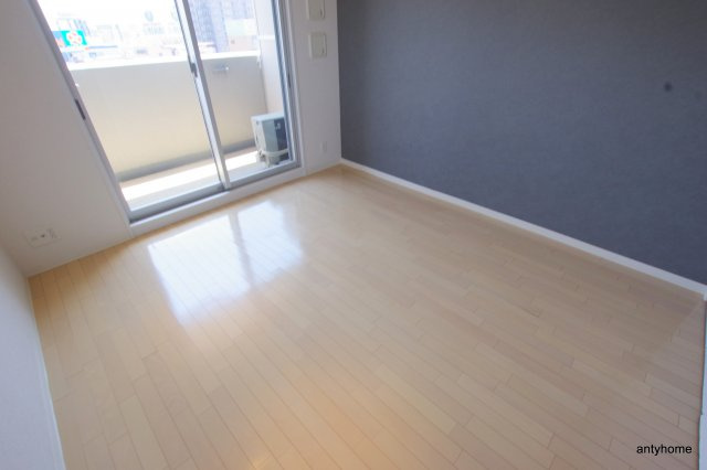 エスリード京橋ステーションプラザ　仲介手数料無料の洋室