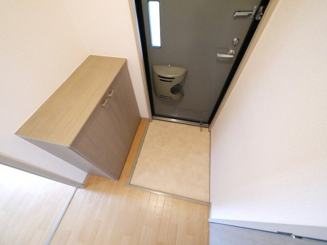 グランドールサンエイの玄関|落ち着いた玄関です