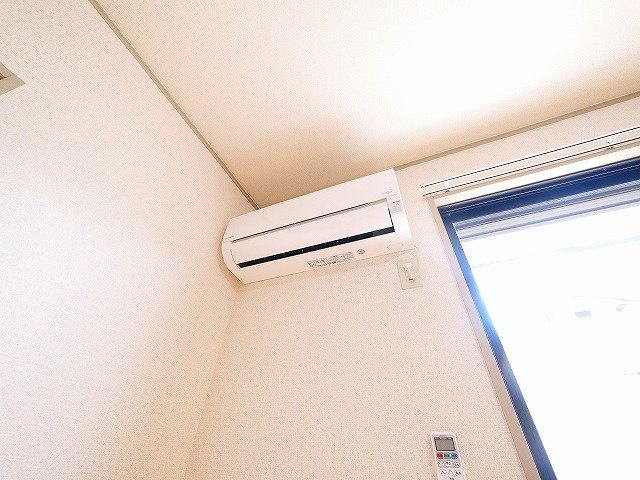 グランドールサンエイの設備|エアコンもあります
