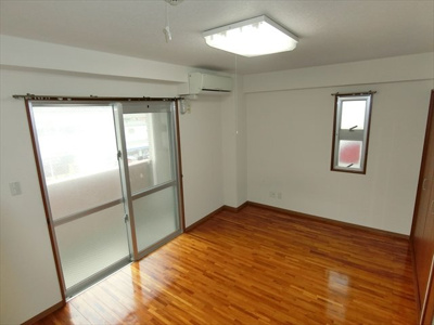 【洋室】 | イーストパレスたから