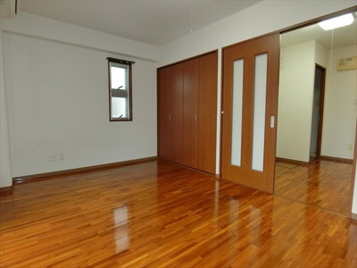 【洋室】 | イーストパレスたから