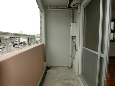 【バルコニー】 | イーストパレスたから