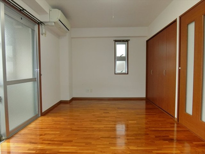 【洋室】 | イーストパレスたから