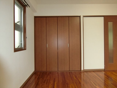 【洋室】 | イーストパレスたから