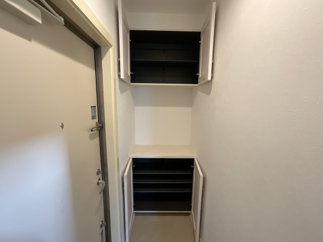 【収納】 | ルネッサンスヒルズ弐番館 | シューズボックスです