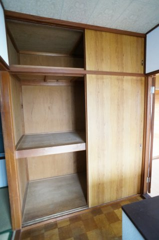 須藤川原代町住宅の収納