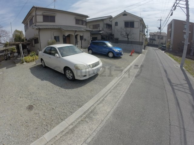 【駐車場】 | 荒牧3丁目貸家(4戸1)